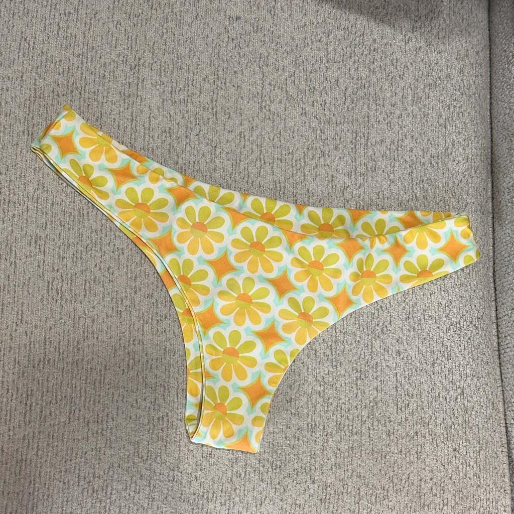 Kulani Kini Agave Glow Cheeky Bottoms Size Xl